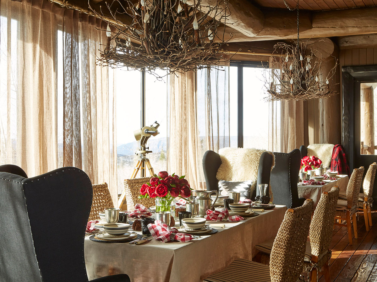 Seven Lakes Lodge